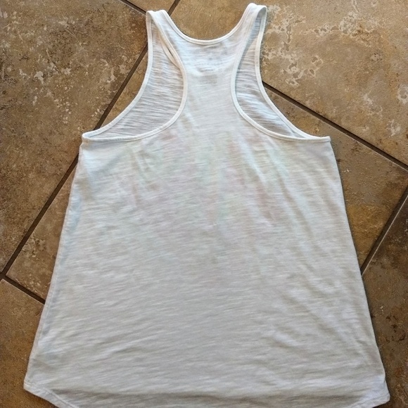 Beachy Razor Back Tank - Picture 4 of 4